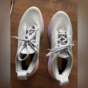 Light Gray Knit Women's Running Sneakers with Lavender Sole